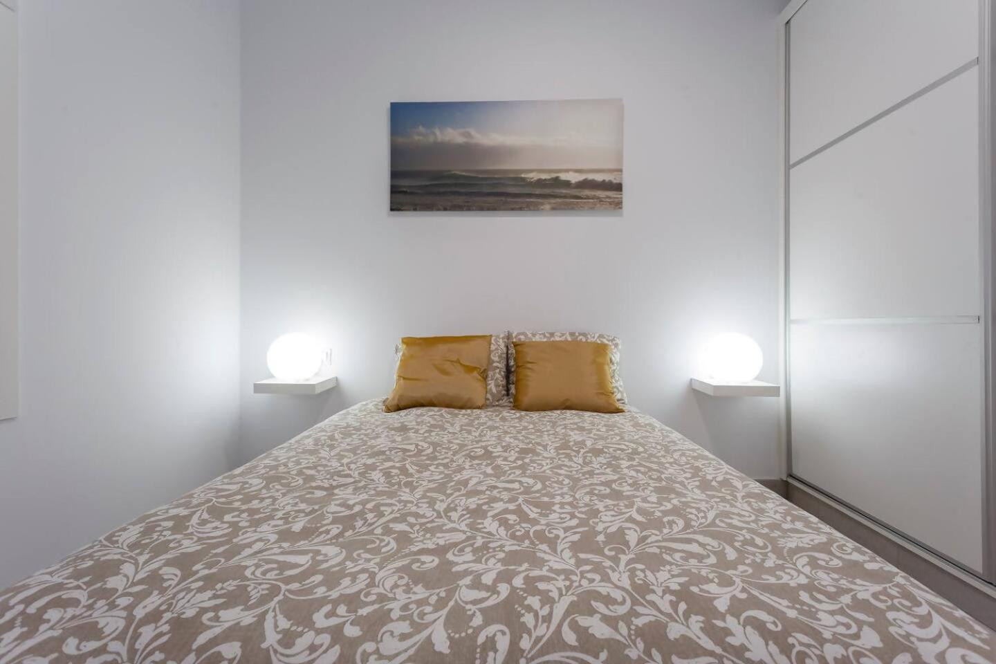 Sh Precioso Cruz Acogedor Y Cerca Del Mercado Cadiz Dış mekan fotoğraf